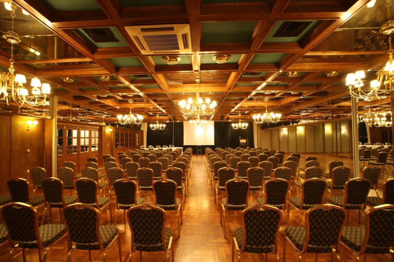 Hotel Spa Montana Karpenisi Buitenkant foto