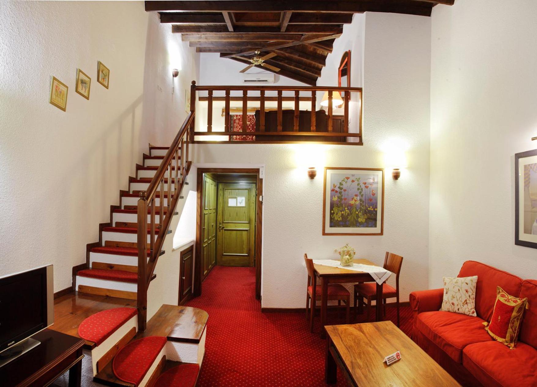Hotel Spa Montana Karpenisi Buitenkant foto